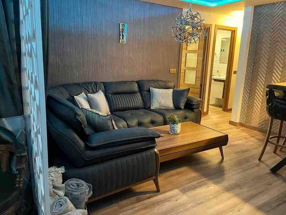 סגוביה New Luxury 3-Bedroom Apartment מראה חיצוני תמונה